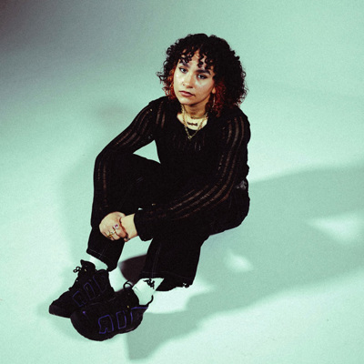 Profile: Lydia Shute – singer/songwriter