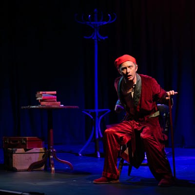 LIPA Grad Embarks on Biggest Tour Yet with Award-Winning Solo Show