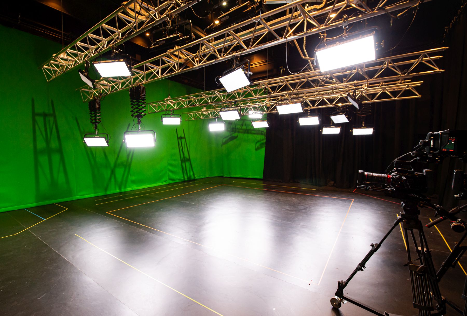 Sennheiser TV Studio